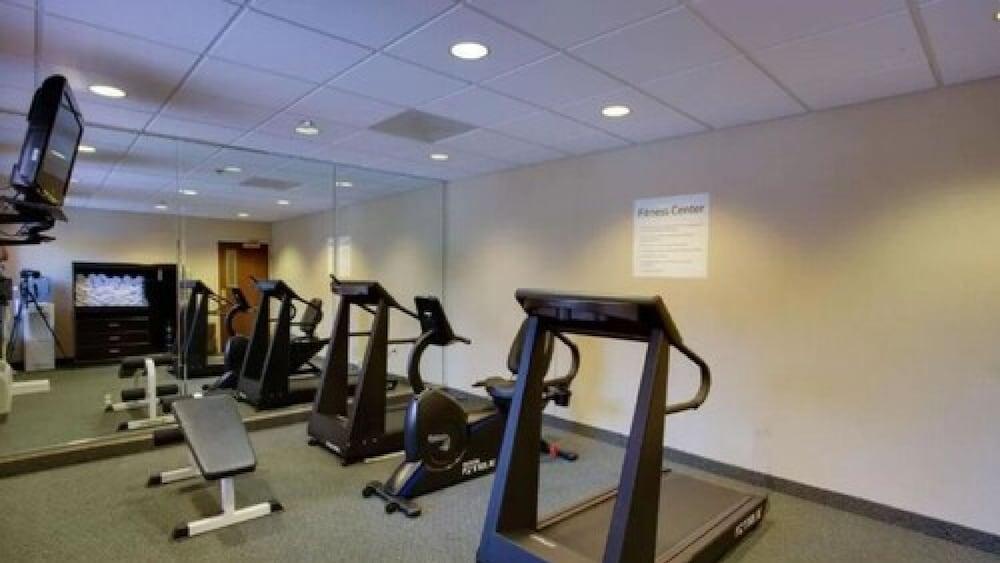 Holiday Inn Express Hotel & Suites Columbia-I-20 At Clemson Road By Ihg מראה חיצוני תמונה