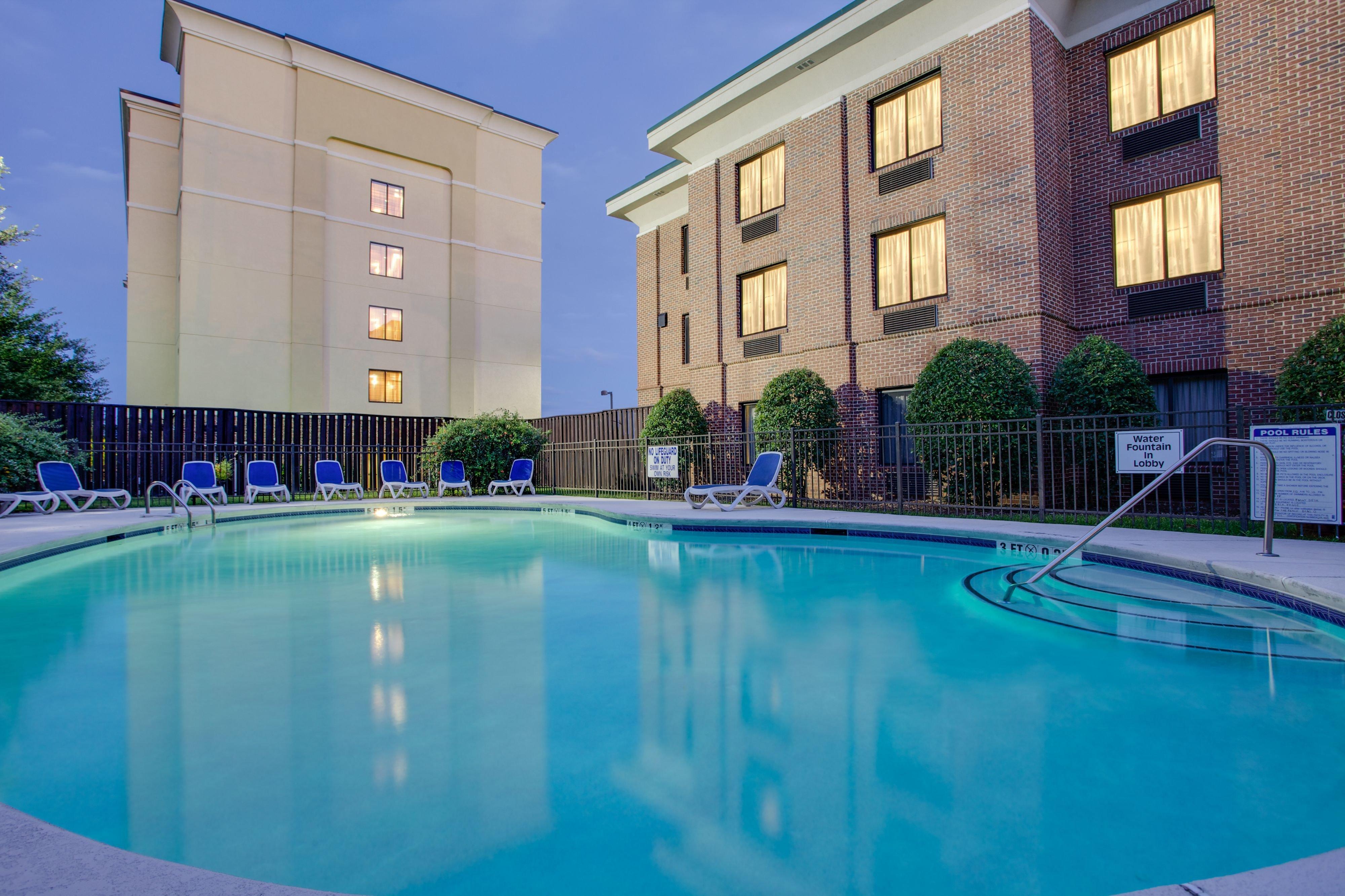 Holiday Inn Express Hotel & Suites Columbia-I-20 At Clemson Road By Ihg מראה חיצוני תמונה