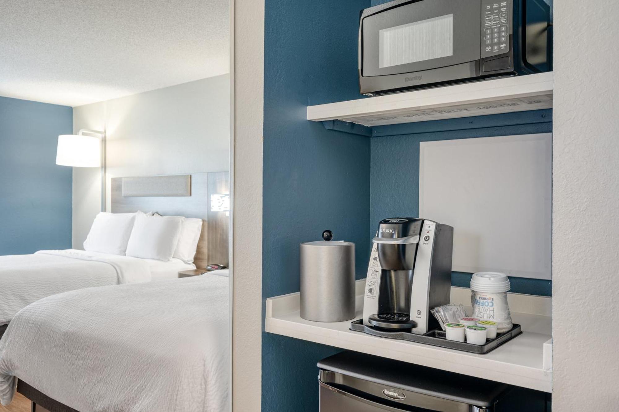 Holiday Inn Express Hotel & Suites Columbia-I-20 At Clemson Road By Ihg מראה חיצוני תמונה