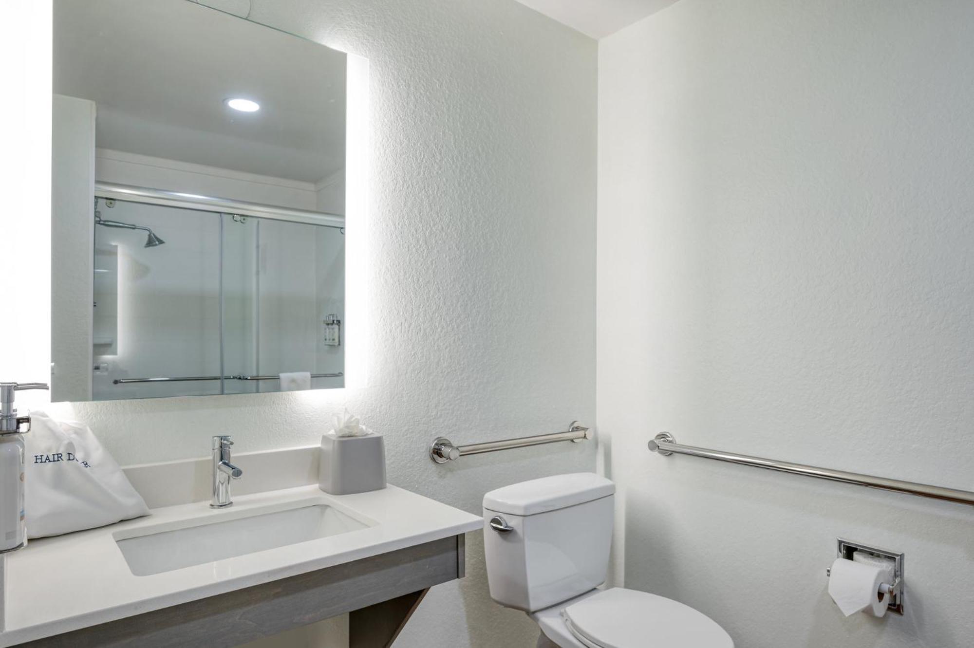 Holiday Inn Express Hotel & Suites Columbia-I-20 At Clemson Road By Ihg מראה חיצוני תמונה