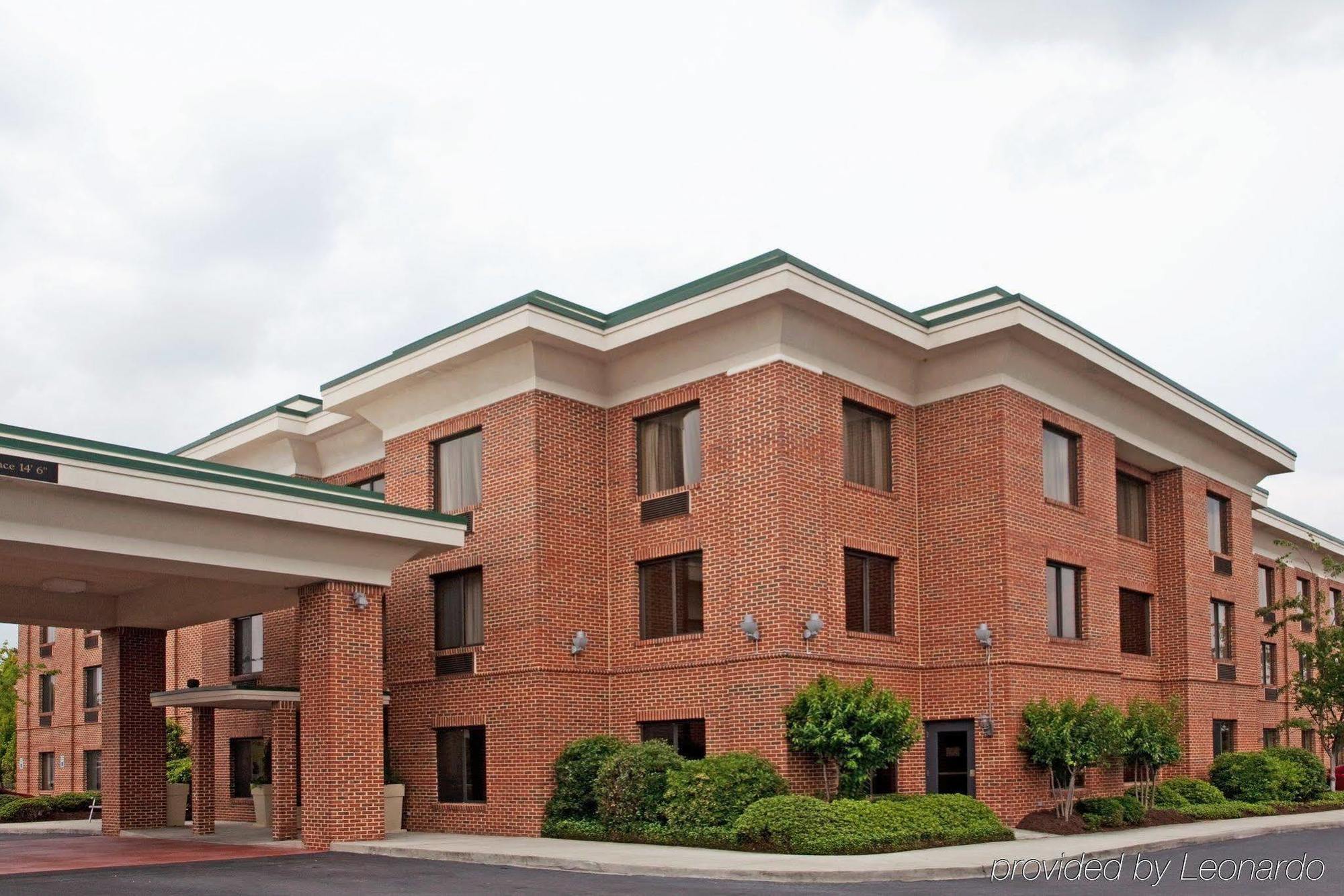 Holiday Inn Express Hotel & Suites Columbia-I-20 At Clemson Road By Ihg מראה חיצוני תמונה