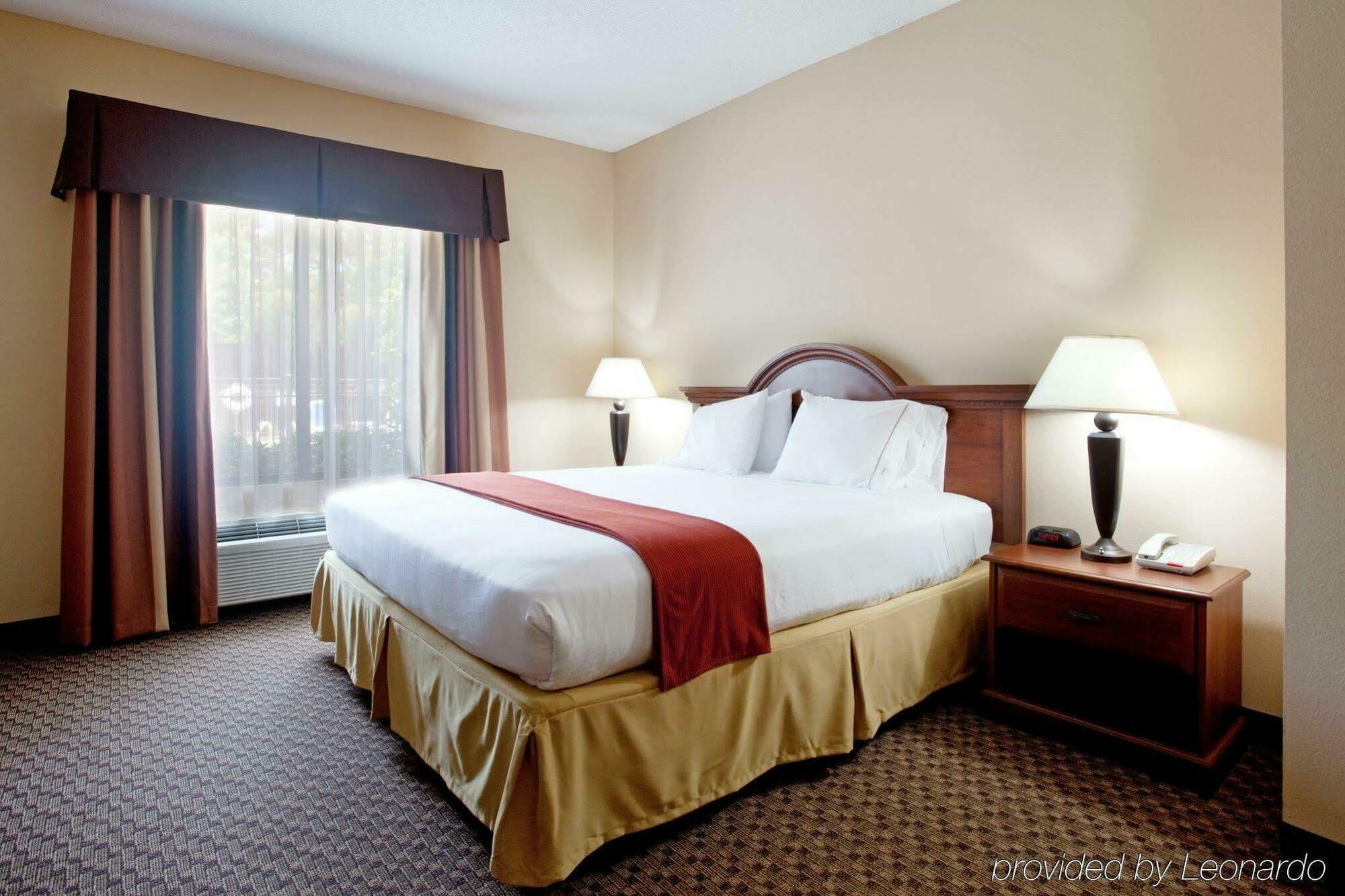 Holiday Inn Express Hotel & Suites Columbia-I-20 At Clemson Road By Ihg מראה חיצוני תמונה