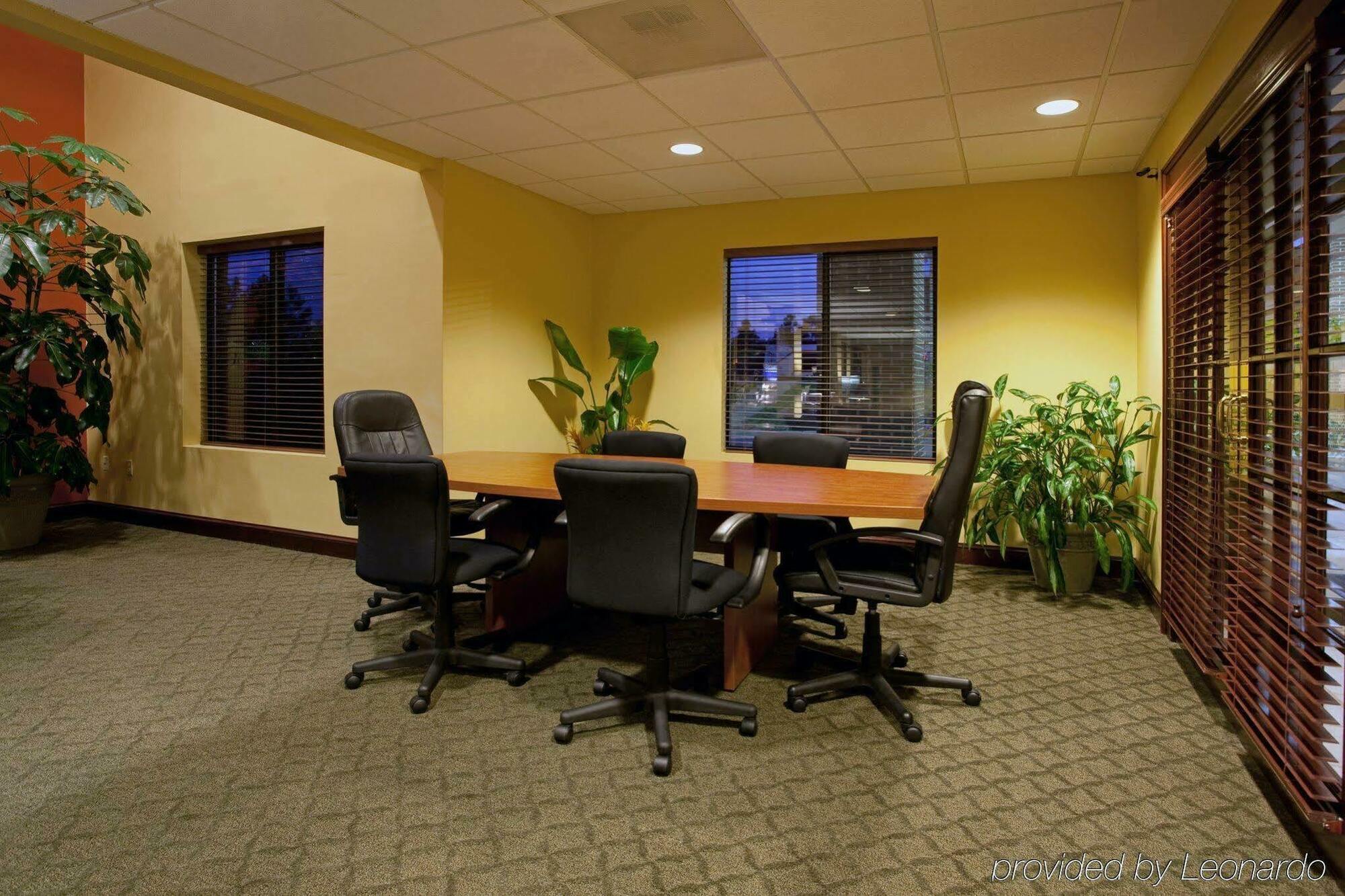 Holiday Inn Express Hotel & Suites Columbia-I-20 At Clemson Road By Ihg מראה חיצוני תמונה